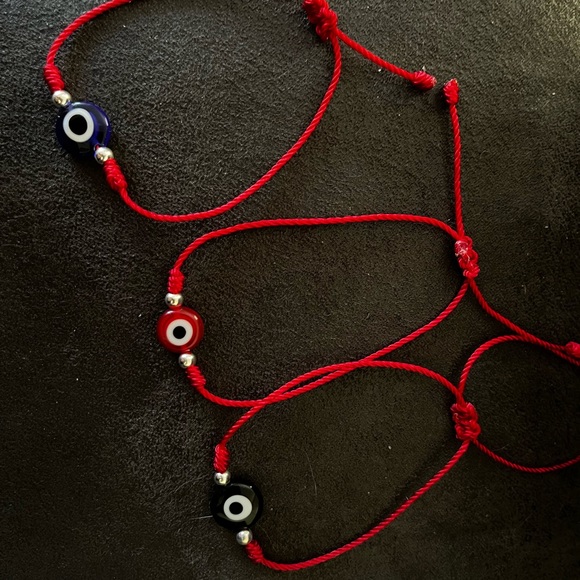 Protection bracelets - Picture 4 of 6